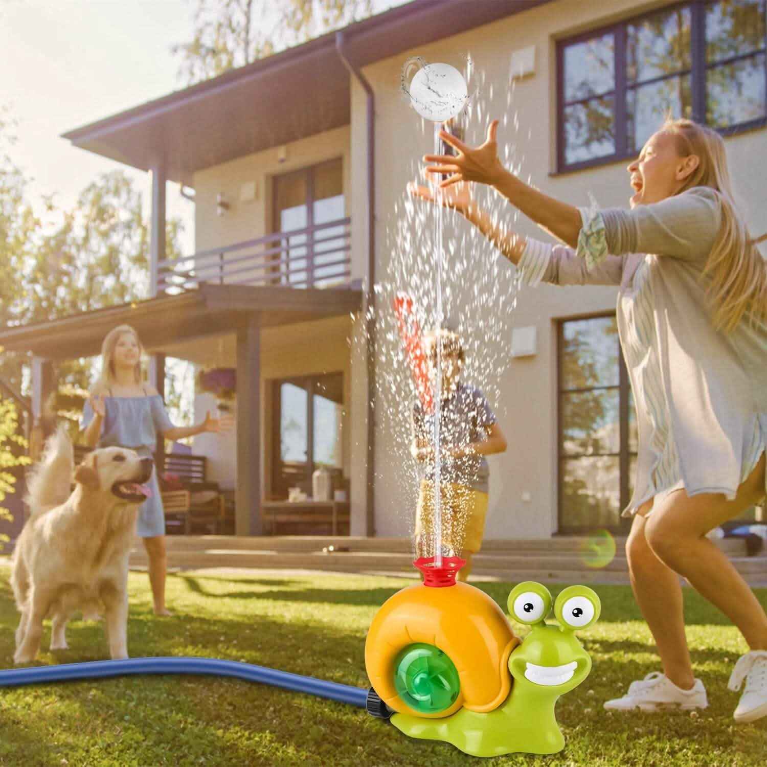 2-in-1 Snail Water Sprinkler Baseball Toy with 2 Sprinkler Nozzles