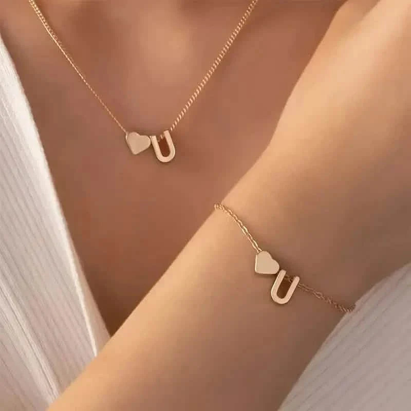2-Piece Set: Metal Heart And English Letter Necklace And Bracelet