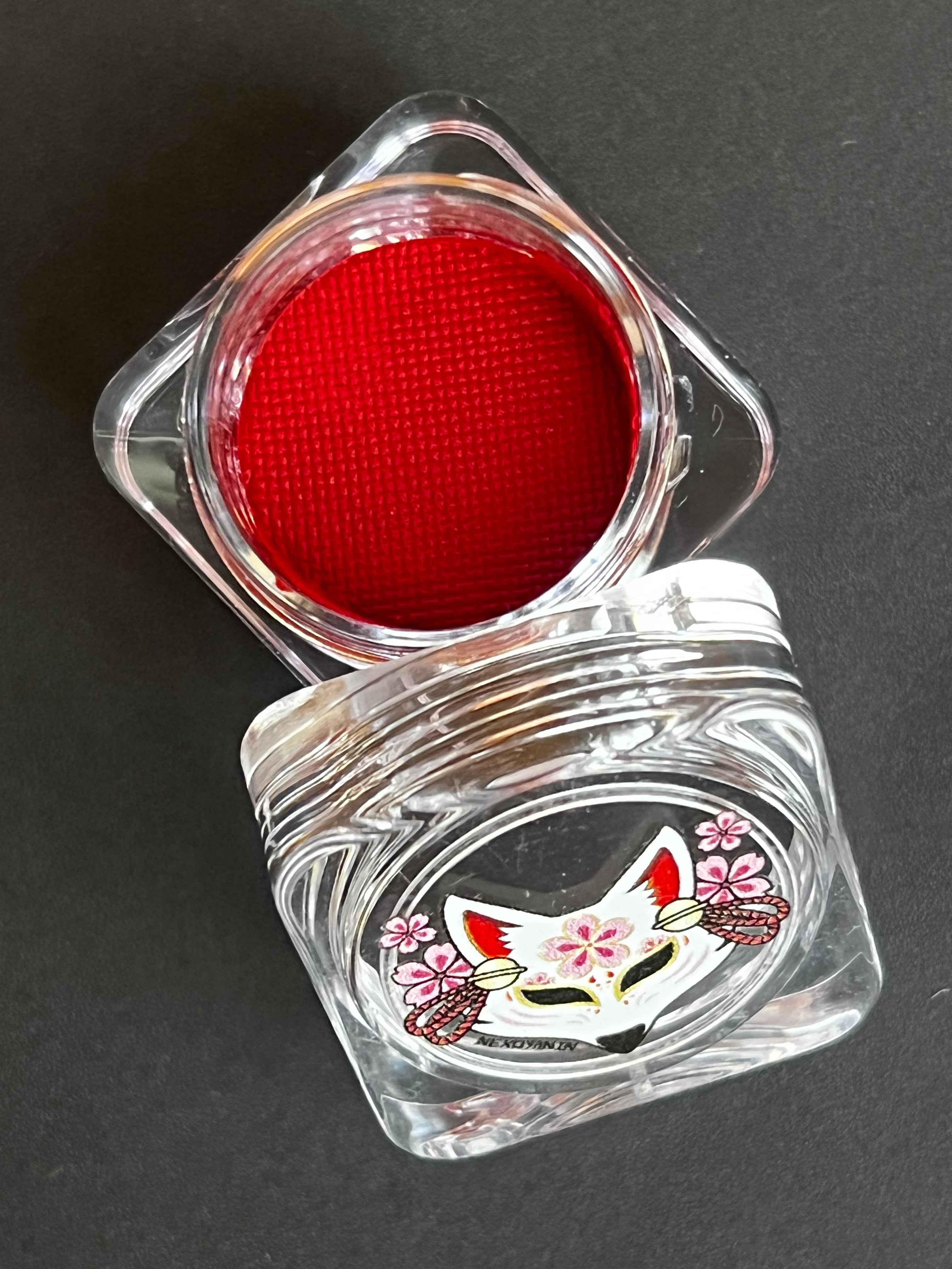 9 - Apple (Red) Water Activated Graphic Liner