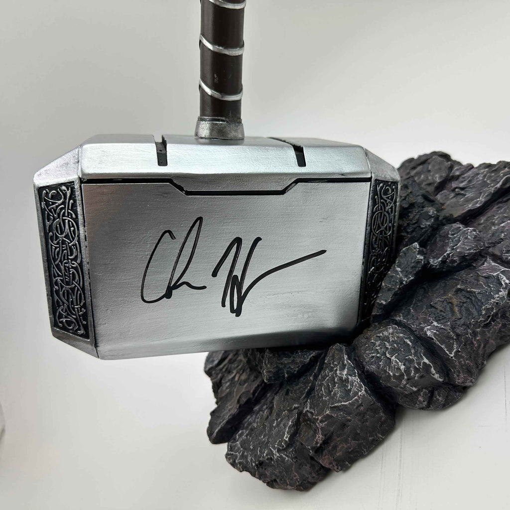 Autographed/Signed Chris Hemsworth Thor Mjolnir 17" Hammer with Base Marvel Avengers Infinity War End Game Replica Movie Prop Beckett BAS COA